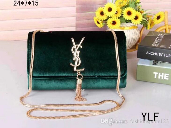 The new 2019 The European and American fashion female bag shoulder bag inclined shoulder bag Ms chain package