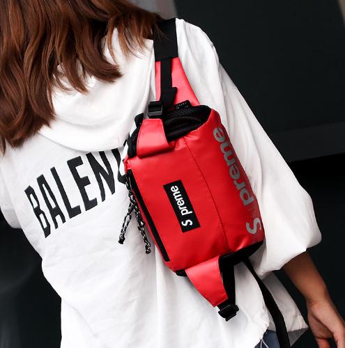 2018Sup reme waist bag, men and women shoulder bag sports backpack, chest canvas sup erme Satchel Bag