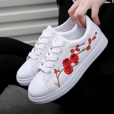 New 2019 Spring Fashion Embroidery Rose Moccasins Women White Casual Shoes Flat Walking Shoes Espadrilles Outdoor Sports Shoe Tufli Tenis