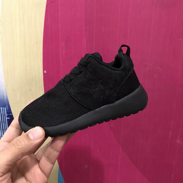 Kids Shoes Kids Sneakers Designer Spring Shoe Girls Children Luxury Fashion Brand Casual Sport Shoes White Pink Colors Girls Shoes Gifts