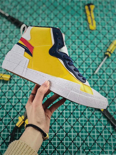 2019 Hottest Authentic Blazer Mid High Sacai White Black Legend Blue Dunk Snow Beach LD Waffle BV0072-001 BV0072-700 Men Outdoor Shoes