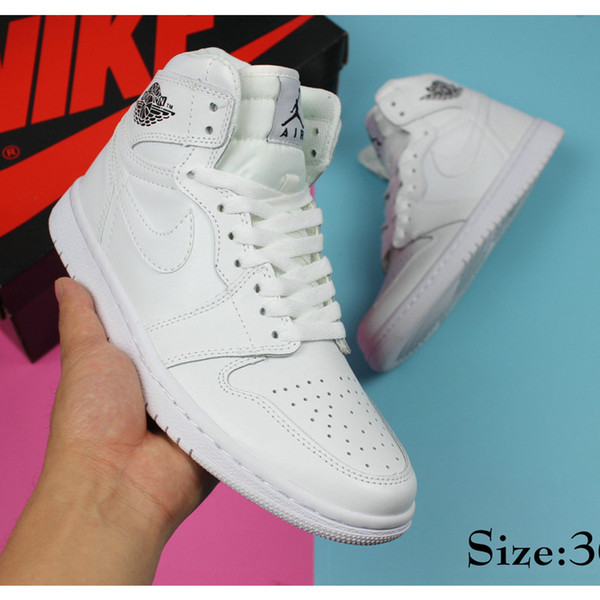 Top Fashion designer sneakers men women basketball shoes 1 1s j1 white black red gold blue orange grey