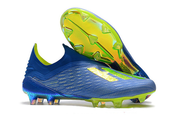 2019 Top quality mens soccer cleats The soles are comfortable and soft Colorful and laced Free shipping sizes 6.5-11