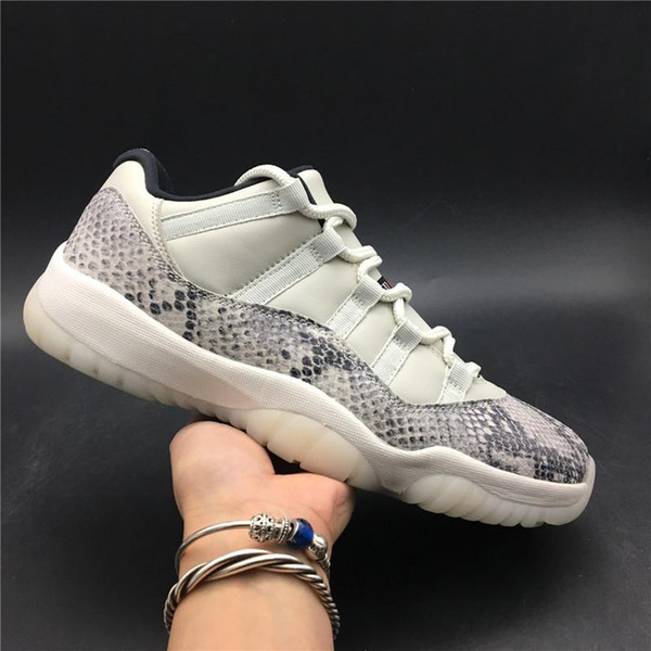 High 11 Low SE Snakeskin Light Bone Man Basketball Shoes 11s Real Carbon Fiber Mens Sports Shoes White Black Athletic Sneakers CD6846-002