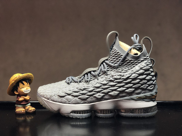 2019 High Quality Newest Ashes Ghost Lebron 15 Basketball Shoes Arrival Sneakers 15s Mens Casual 15 King James sports shoes LBJ EUR 40-46 01