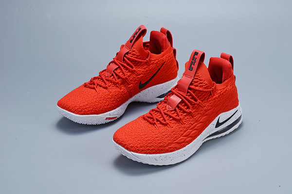 James Ashes Ghost Lebron 15 Basketball Shoes Arrival desginer Sneakers 15s Mens Casual 15 King James sports shoes LBJ EUR 40-46 No box