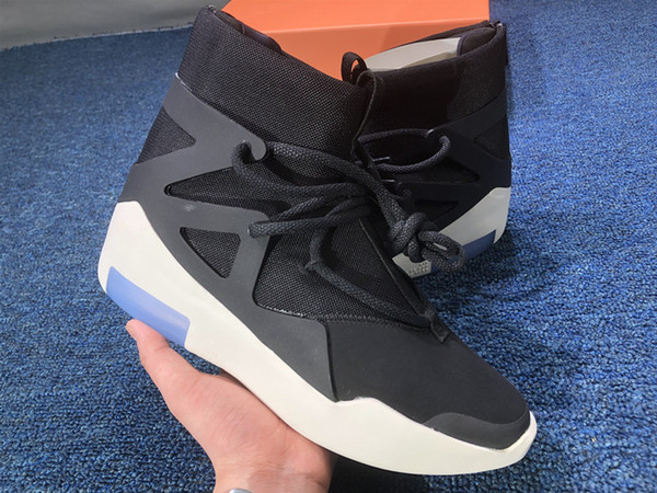 2019 Authentic Air Fear of God 1 Boots Light Bone Grey Black Zoom 1S Men Basketball Shoes AR4237-001 AR4237-002 Running Shoes