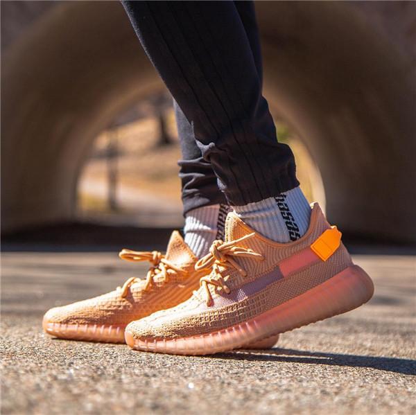 350 V2 True Form Hyperspace Clay Static Mens Running Shoes Kanye West Cream White Black White Bred Women Fashion Sports Sneakers Size 36-48