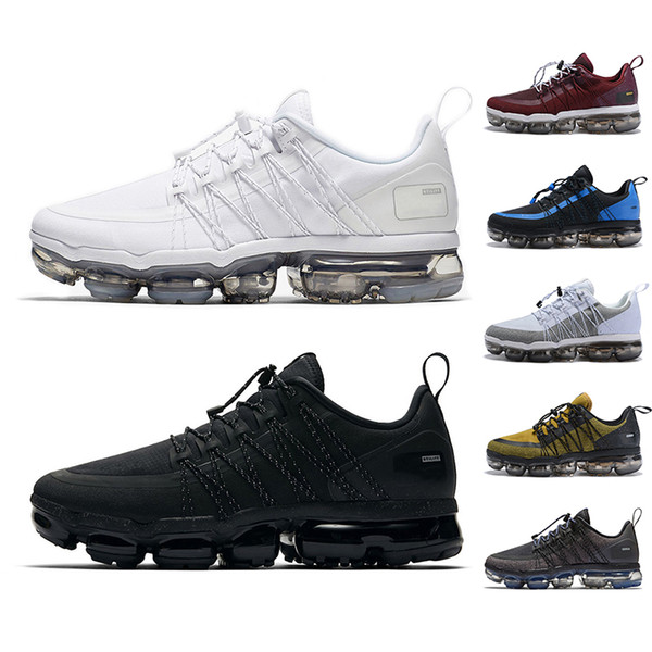 2019 New Arrival Run UTILITY Mens Running Shoes Black White Medium Olive Burgundy Crush Mens Trainers Fashion Sports Designer Sneakers
