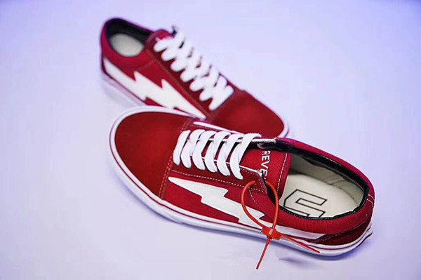 2019 hot SALE Revenge x Storm Old Skool Designer Cavnas Sneakers Womens Men Low Fashion Current Skateboard Casual Shoes danboss