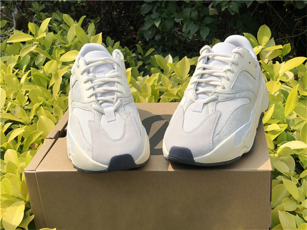 2019 Authentic 700 V2 Analog EG7596 Kanye West Man Women Outdoor Shoes Runner Wave Salt Mauve Static Inertia Geode Running Shoes Size 5-12