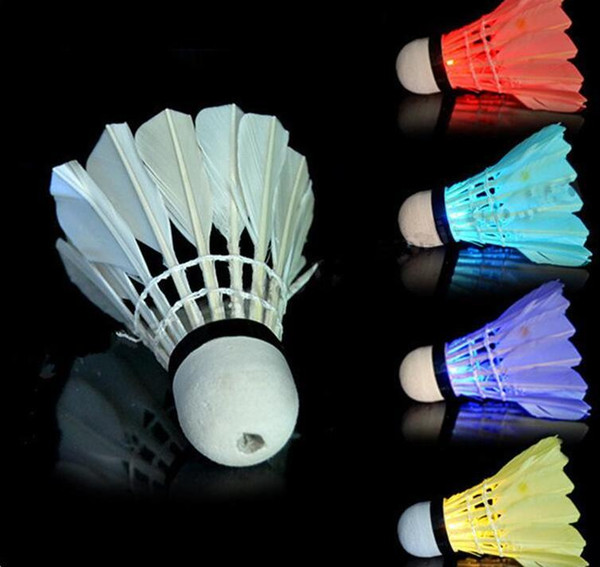 New Dark Night LED Badminton Shuttlecock Birdies Lighting LED Light Badminton Red Blue Green Flashlight Novelty Lighting Colorful Badminton