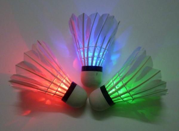 LED Badminton Shuttlecock Free Shipping Brand New Dark Night Glow Birdies Lighting Indoor Sports Flash Colors Drop Shipping