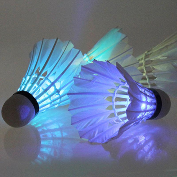 New Hot Sale Dark Night 4 pcs/lot Colorful LED Badminton Feather Shuttlecock Shuttlecocks