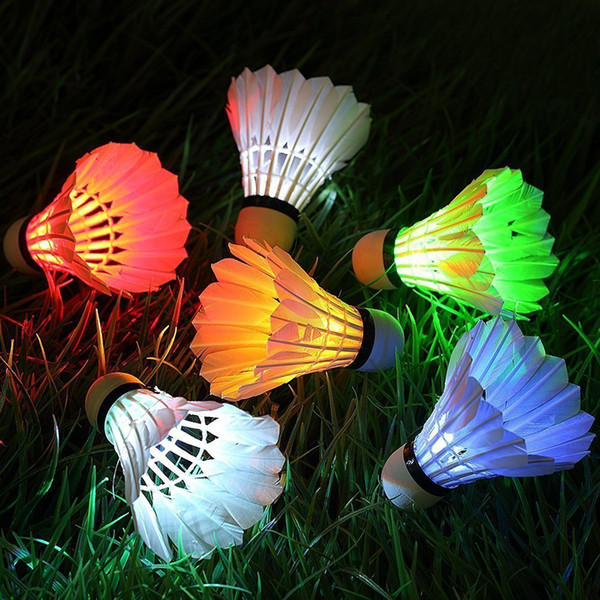 Dark Night LED Badminton Shuttlecock Birdies Lighting LED Light Badminton Red Blue Green Flashlight Novelty Lighting Colorful Badminton