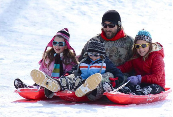 Vendita calda! Sport All'aria Aperta di Plastica Sci Boards Slitta Luge Neve Erba Sand Bordo Sci Pad Snowboard Con La Corda Per Adulti e bam