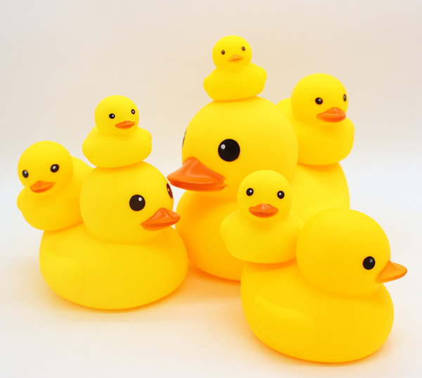 Various Specs Wholesale Yellow Rubber Duck Bath Duck Pvc With Sound Floating Duck Fast Delivery Swiming Beach For Baby XHY04
