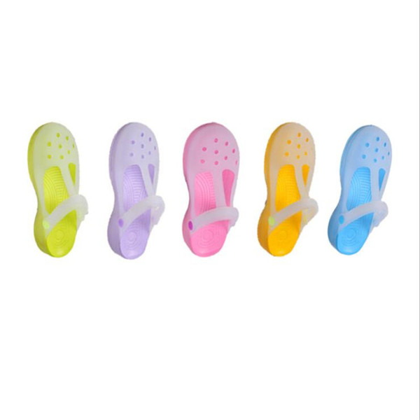 Fashion Candy Jelly Beach Shoes Popular Summer Soft Loose Flip Flop Vacation Leisure Personality Women Slides