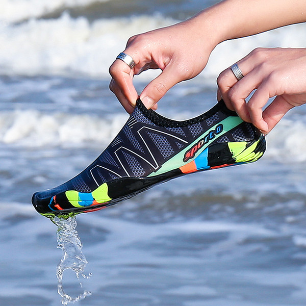 2018 Men Woman Beach Summer Outdoor Wading Shoes Swimming Slipper on Surf Quick-Drying Aqua Shoes Skin Sock Striped Water Shoes