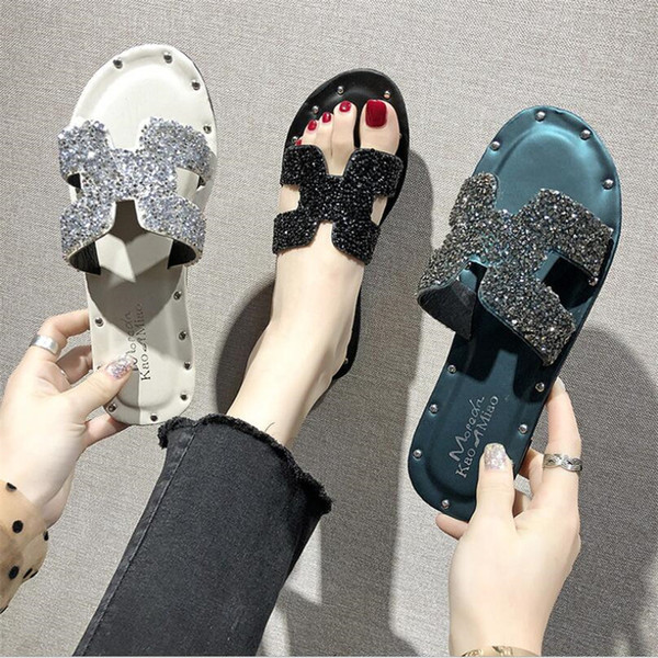 Lady Classic Crystal Brand Slipper High Street Women Shinning Sandals Outdoor Casual Wide Flat Female Beach Shoes