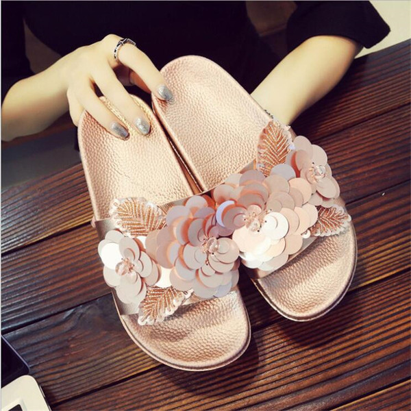 Women Summer Flora Charm Beach Shoes Fashion Designer Loose Flip Flop Female Vacation Leisure Casual Slides