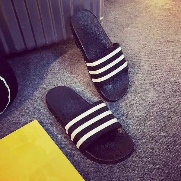 Classic Wild Striped Slippers Fashion Brand Simple Women Beach Shoes Brand High Quality Flat Soft Slippers
