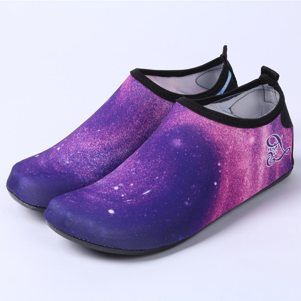Men's and women's light water shoes solid color new summer beach shoes non-slip swimming yoga seaside sports shoes couple socks