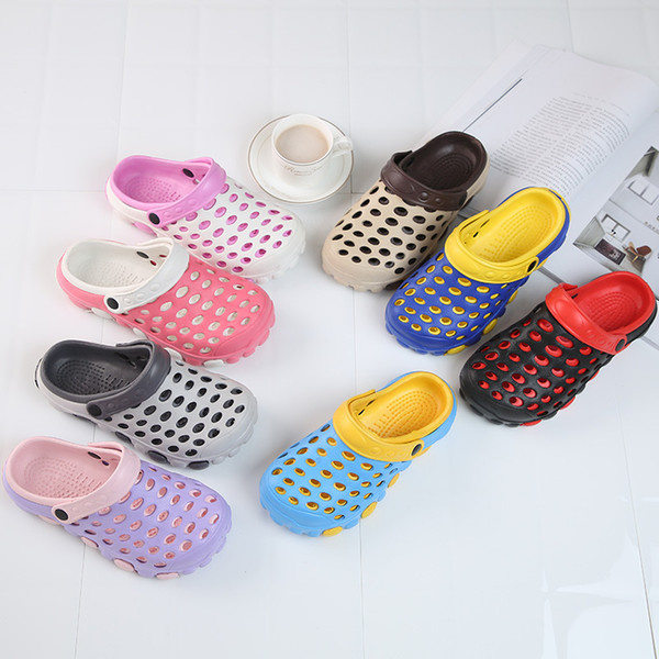 2018 new summer ladies, cave shoes, slippers, beach shoes, trend, breathable men's slippers, lovers, big code dragging.