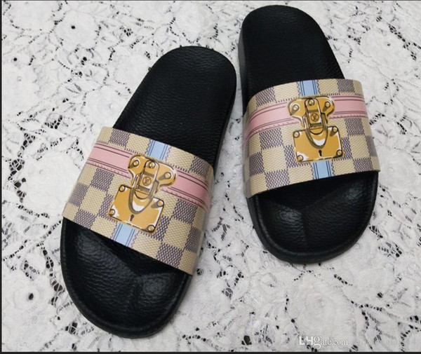 New Women Men Slides Summer Luxury Designer Beach Indoor Flat G Shoes Brand Mens Sandals Slippers House Flip Flops With Spike Size EUR 40-45