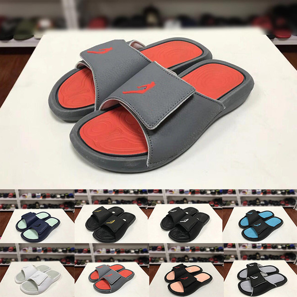 2019 Fashion Luxury Designer Men Women Shoes Sandals Youth Casual Peep Toe Hook and Loop slippers Performance Athletic Slippery