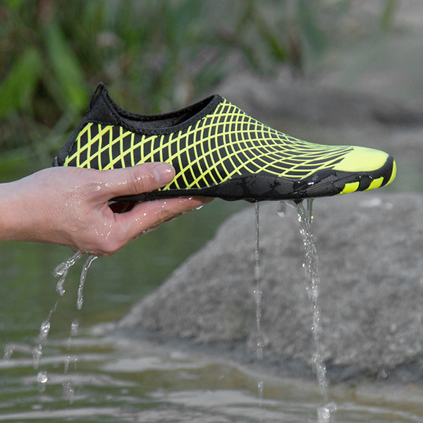 Size 35-47 2019 Upstream Water Shoes Man /Beach Aqua Shoes Camping Swimming Outdoor Wading Sneakers Women /zapatos de agua