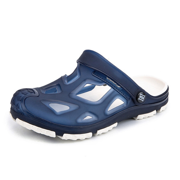 Popular Style Summer Men Water Shoes Comfortable Beach Sandals Hollow Slippers Lightweight Man Sneakers Waterschoenen Sapatos