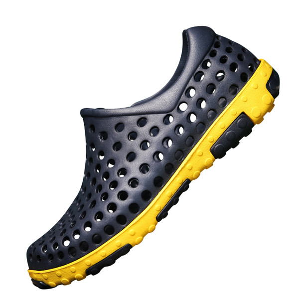 Aqua Shoes Beach Sandals Summer Water Shoes Men Breathable Upstream Man River Sea Slippers Surfing Socks Tenis Masculino