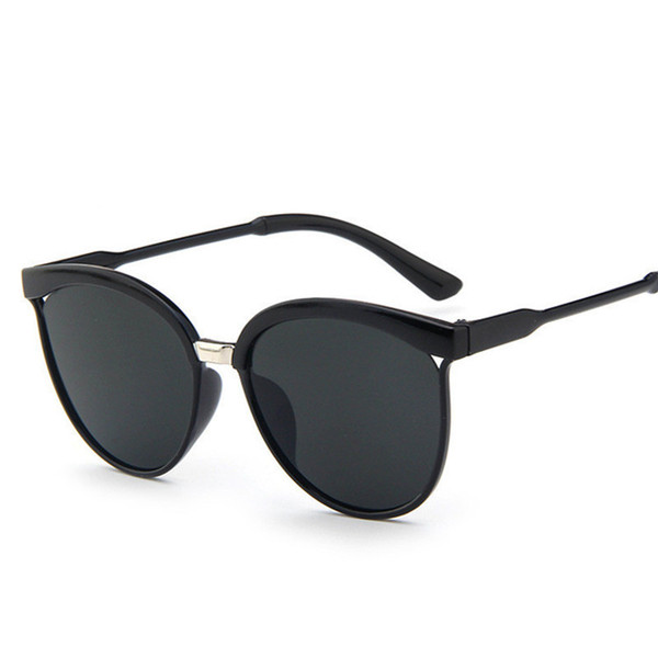Designer Vintage Cat Eye Sunglasses Women Luxury Sun Glasses Classic Retro Outdoor Oculos De Sol Gafas