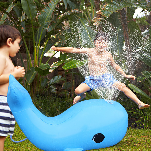 Inflatable Dolphin Water Sprayer Sprinkler Kids Outdoor Fun Toy for Hot Summer Swimming Beach Pool Play Sprinkler Splash Playing