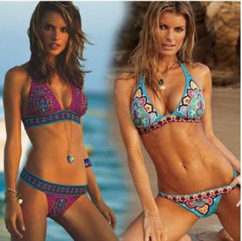 2018 The new hot style digital print bikini, sexy split swimsuit suit, one-lap split swimsuit, beach pool best partner.