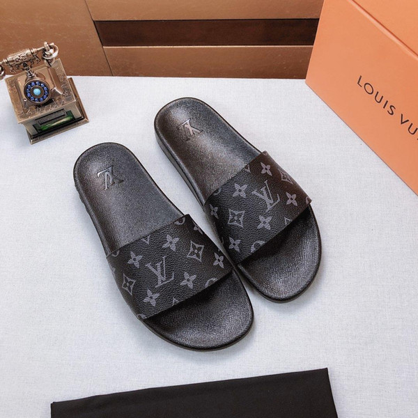 Newest Women Men Slides Summer Luxury Letter Designer Beach brand Indoor Flat Shoes Brand Mens Sandals Slippers House Flip Flops 04