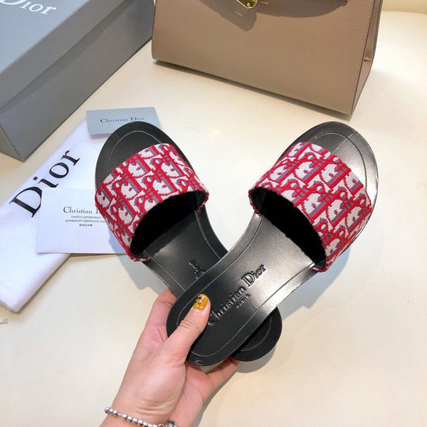 Italy Women Slides Summer Luxury Designer Beach Indoor Flat letter Shoes Brand Mens Sandals Slippers House Flip Flops With Spike 003