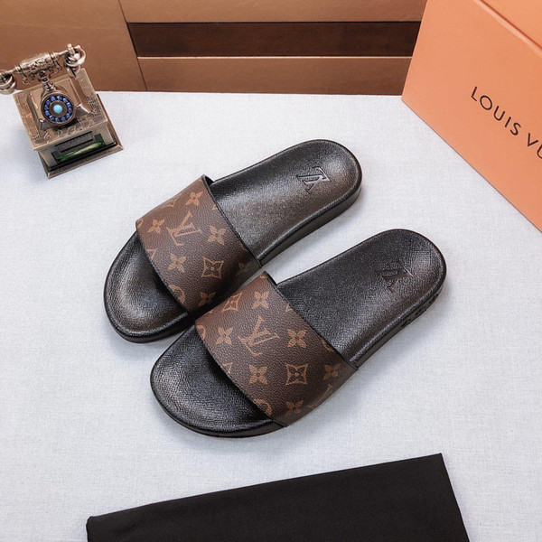 Newest Women Men Slides Summer Luxury Letter Designer Beach brand Indoor Flat Shoes Brand Mens Sandals Slippers House Flip Flops 02