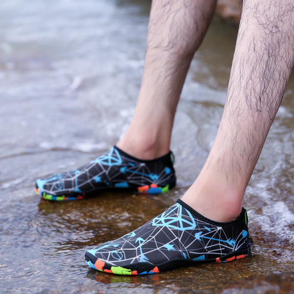 sneakers Beach creek Shoes Outdoor female Swimming Water Shoes Adult Couple size 35-46 Flat Soft Comfortable Seaside Men women Wading shoes