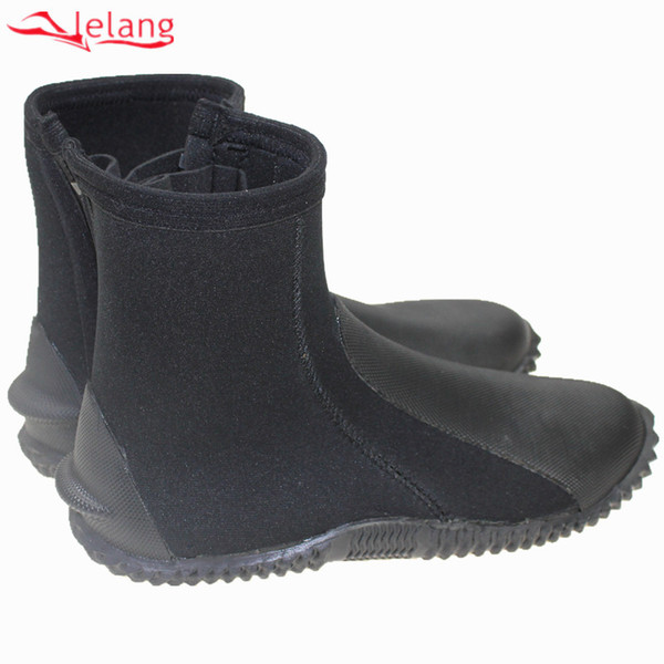 NEW Cool Black Diving Boots Surfing Booties NEOPRENE Fishing boots Light keep warm comfortable Fins Snorkeling Wading Beach Surf Swim shoes