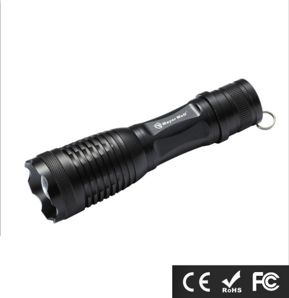 Waterproof tactical Torch Ridding equipment Extenable Zoom 10W USB torch fllashlight 3000Lumens with attack head