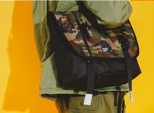 Jungle camouflage 2018 new single shoulder diagonal messenger bag men and women large capacity student backpack