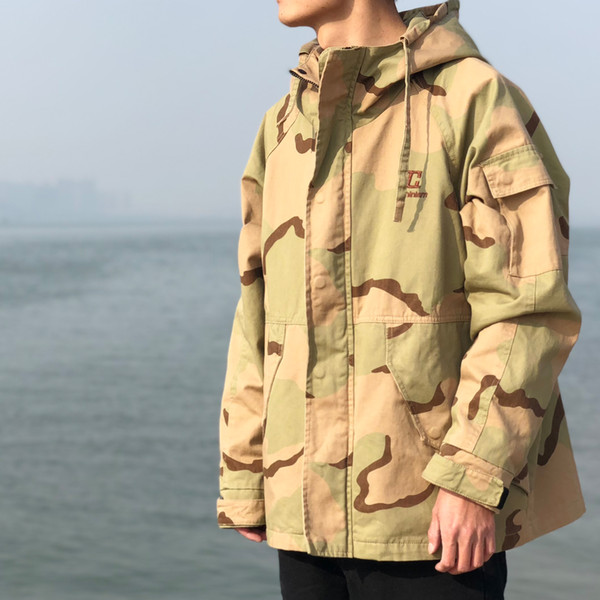 2018 new tactical camouflage hooded jacket long coat loose multi-pocket tactical jacket men and women high quality