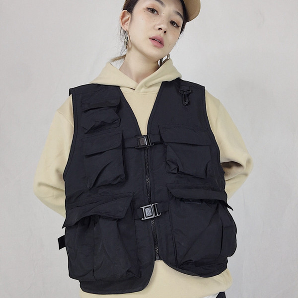 Trendy fashion hip hop street new men's and women's functional black vest multi-function pocket tactical vest