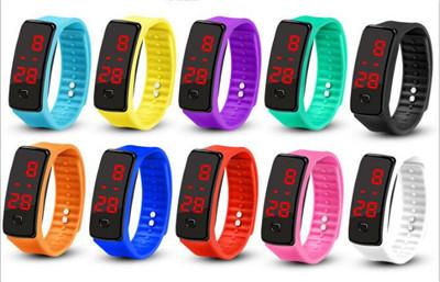 Led hand ring second generation silica gel electronic wristwatch Suitable for people of all ages Ten color optional Summer profusion