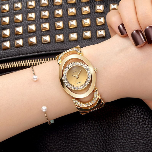 CRRJU Luxury Women Watch Famous Brands Gold Fashion Design Bracelet Watches Ladies Women Wrist Watches Relogio Femininos