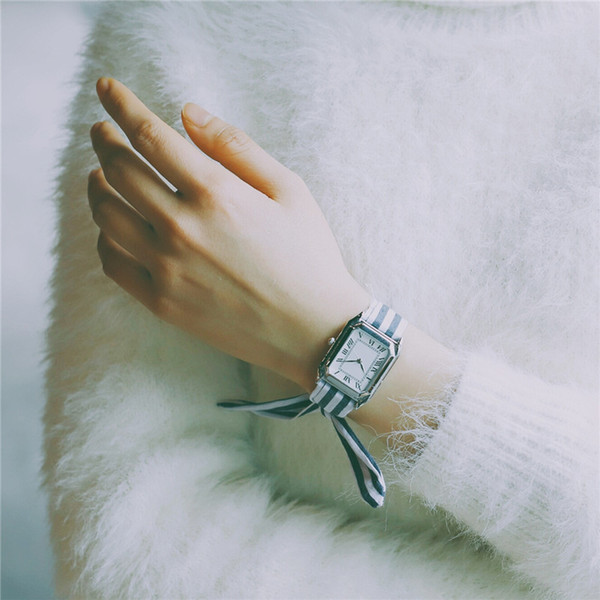 Wrist Watch Woman Square Fund Small Fresh Sen Sen Woman System Chic School Wind Student Korean Concise Leisure Time Atmosphere Tide