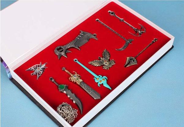 League of Legends Weapon cos Pendants set of 9pcs 9styles of Weapons mixed with color box for xmas g