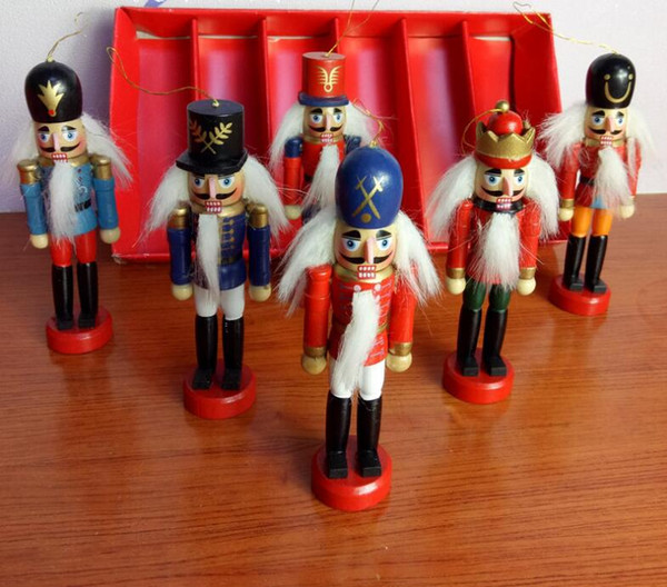 DHL Decoration Dolls Nutcracker Puppet Zakka Creative Desktop 12cm Wood Bar Christmas Ornaments Drawing Walnuts Soldiers Wooden Band Dolls